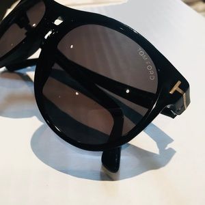 AUTHENTIC - Tom Ford Sunglasses